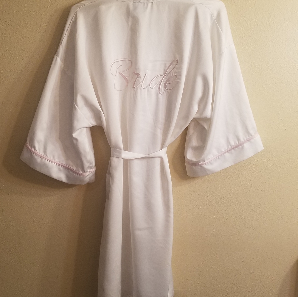 White bride robe from Apt 9